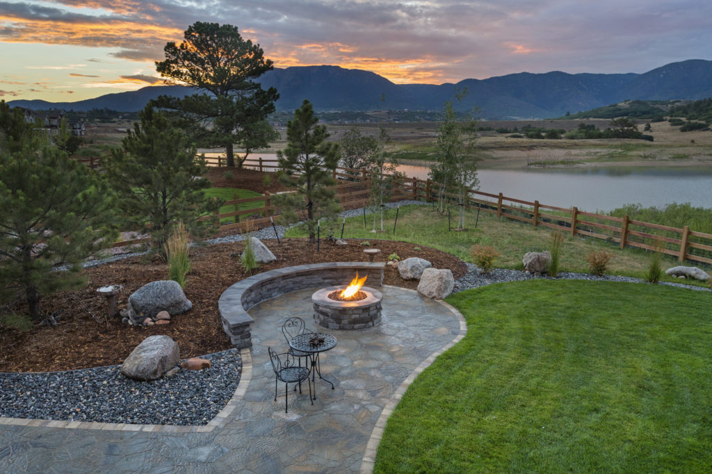 Outdoor-patio-1024x682.jpg